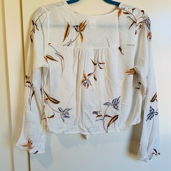 Cropped blouse - Picture 2 of 3